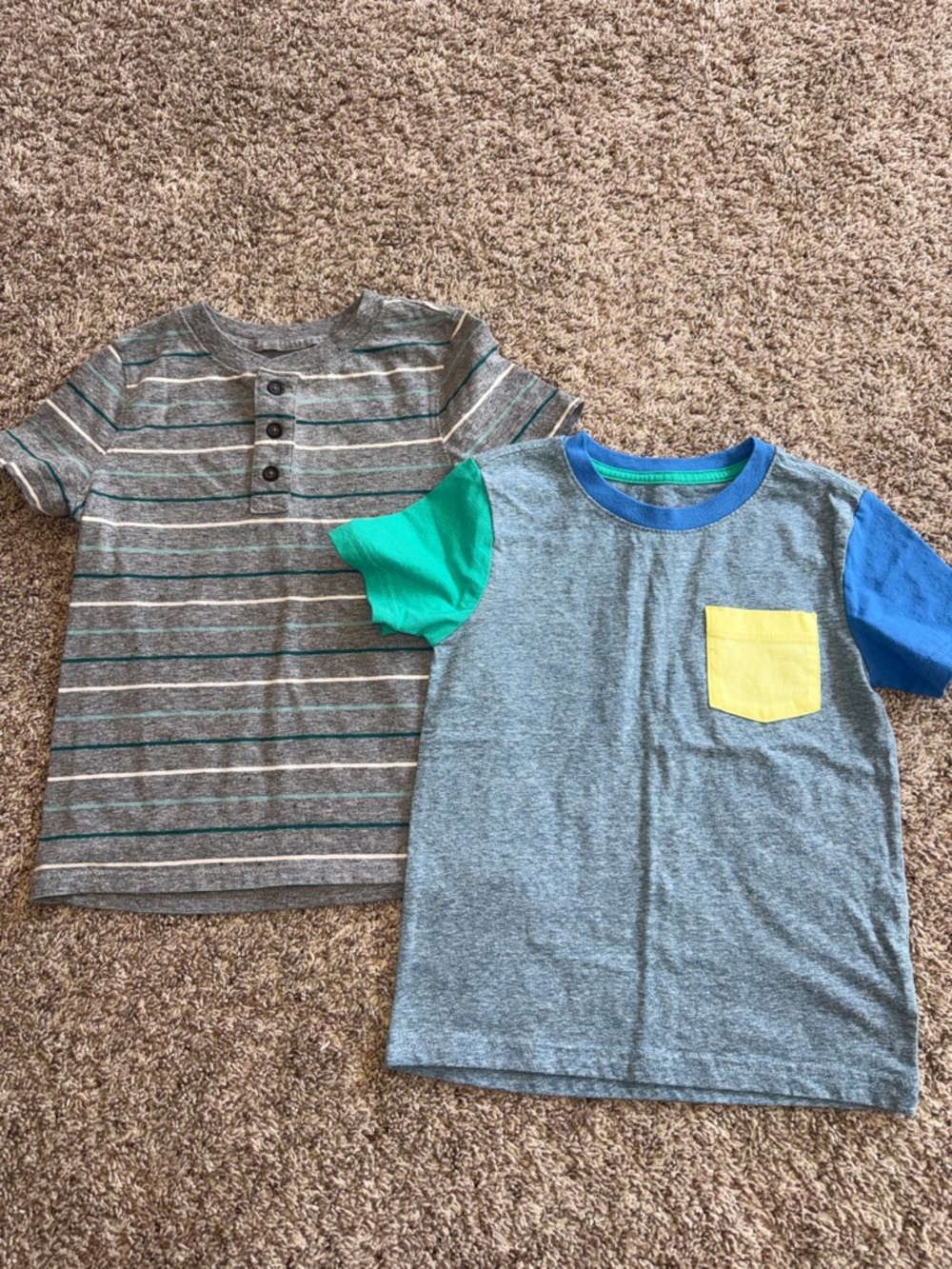 Cat & Jack casual tee bundle size 5t
